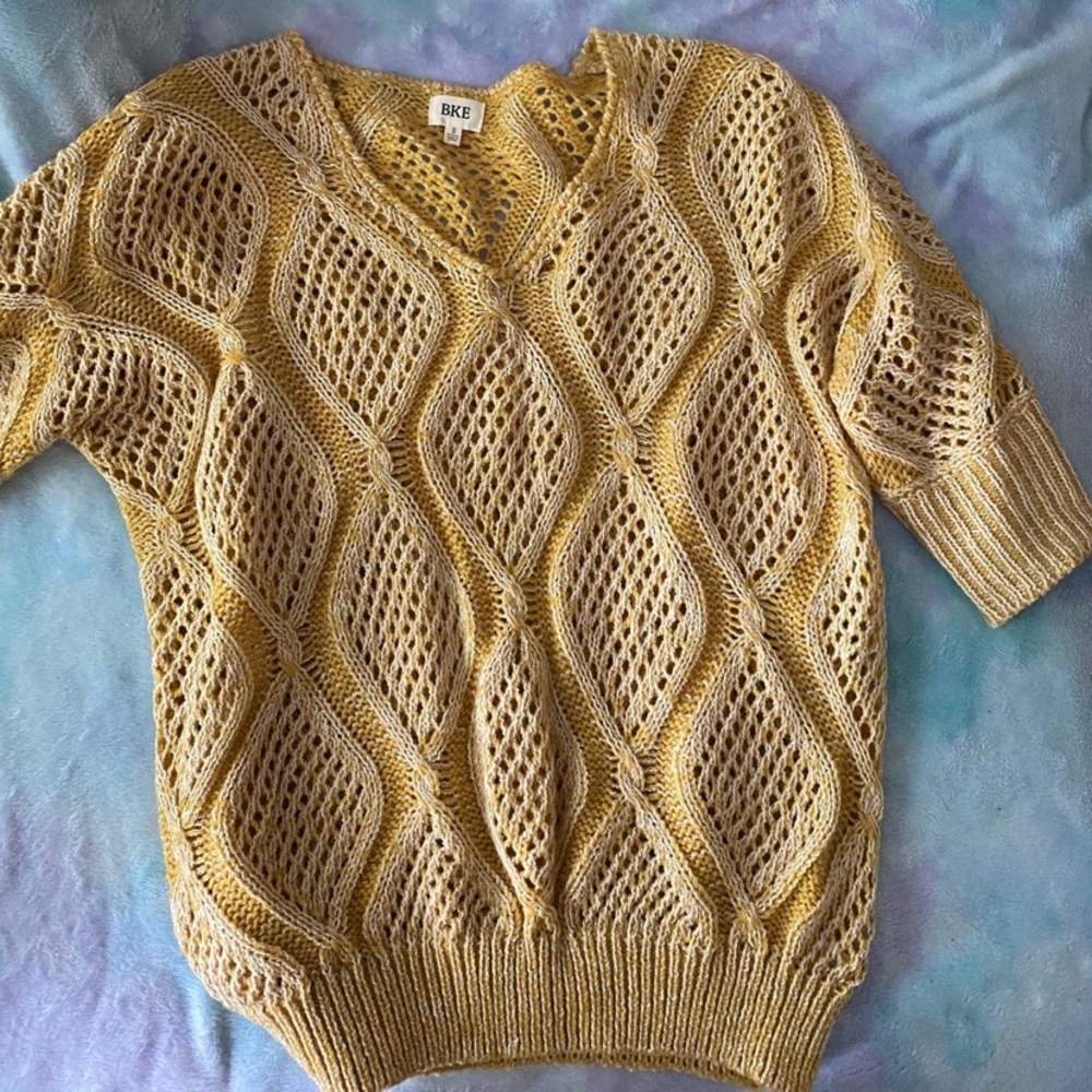 BKE sweater
